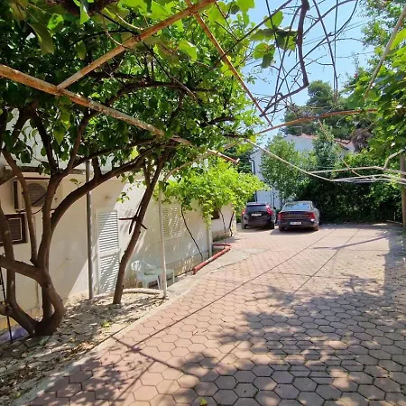 Ivan Appartement Slatine